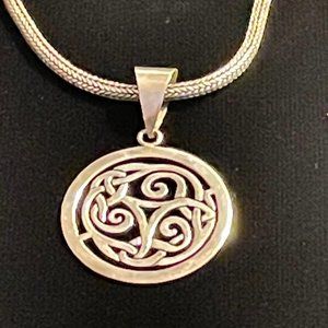 Silpada Retired Celtic Pendant
